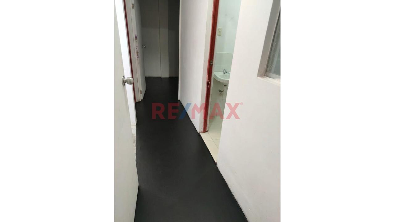 🏡 Venta De Casa + 2 Departamentos En Proyección En Monsefú - 8