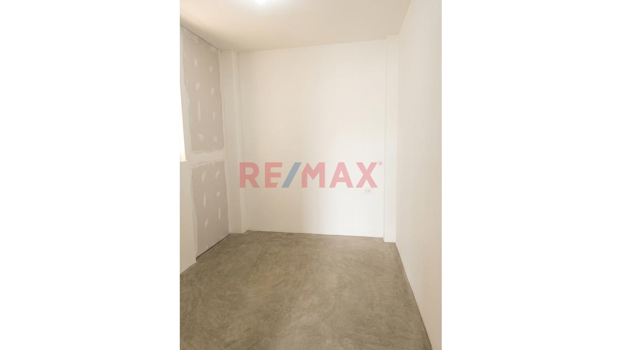 🏡 Venta De Casa + 2 Departamentos En Proyección En Monsefú - 7