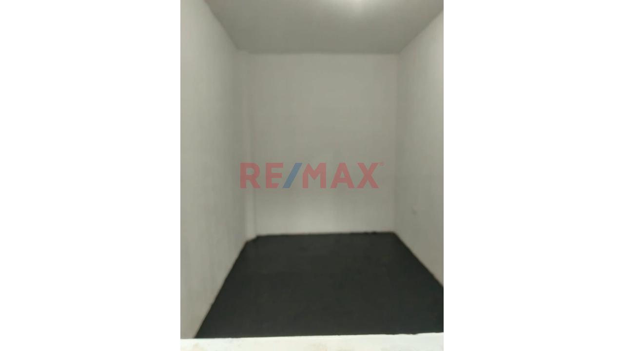 🏡 Venta De Casa + 2 Departamentos En Proyección En Monsefú - 16