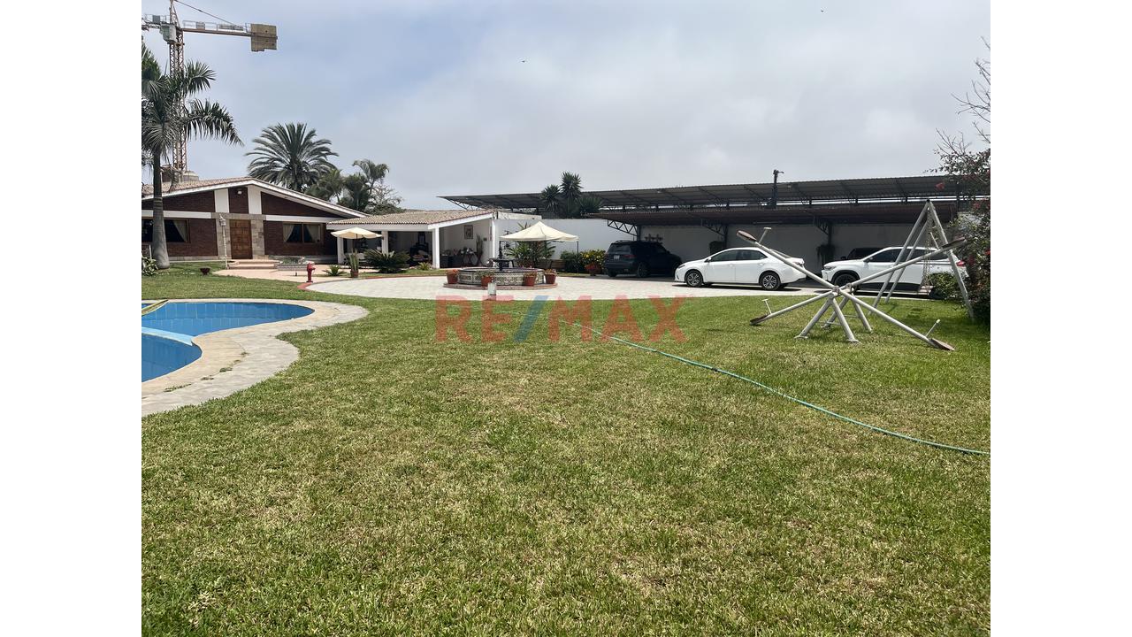 Venta De Casa A Espalda De Panamericana Sur En Huertos De Lurin