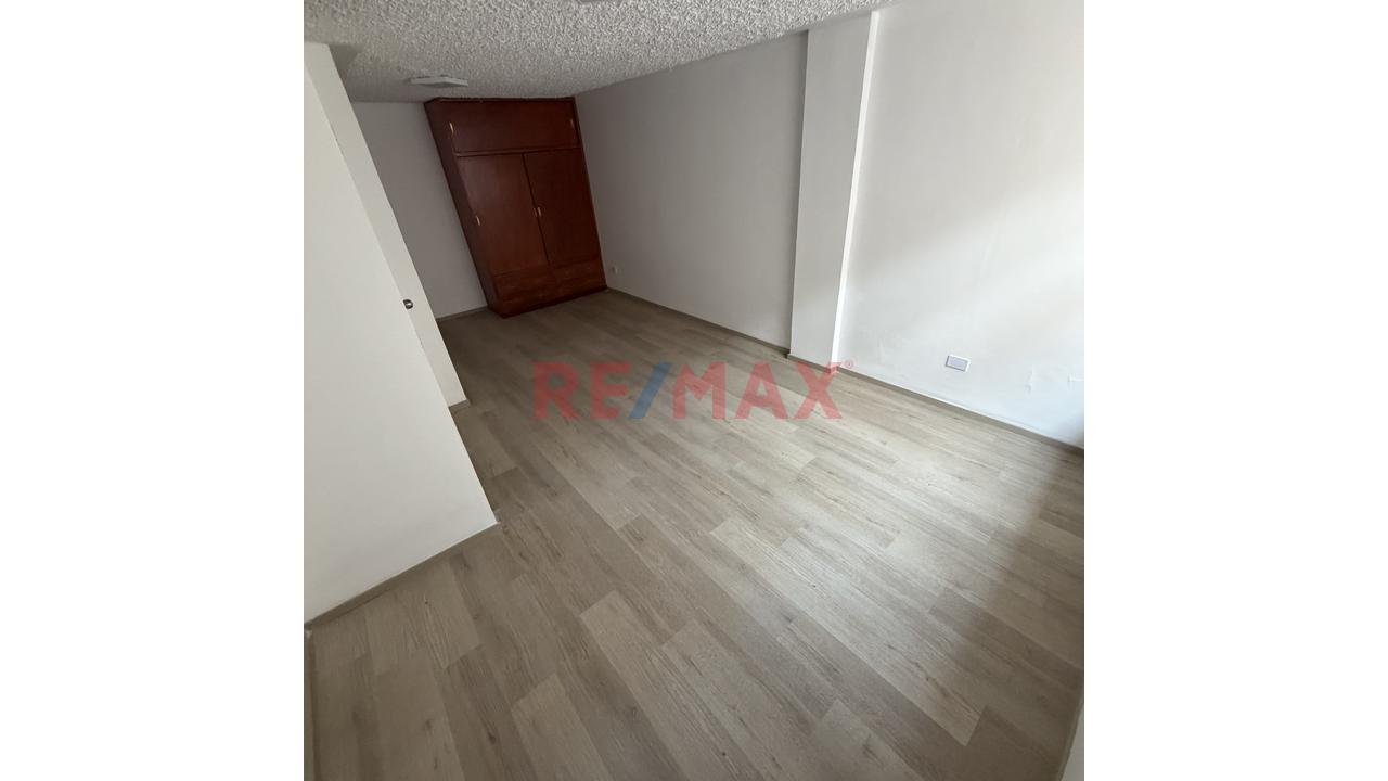 Vendo Casa En Jose Luis Bustamante Y Rivero - 14