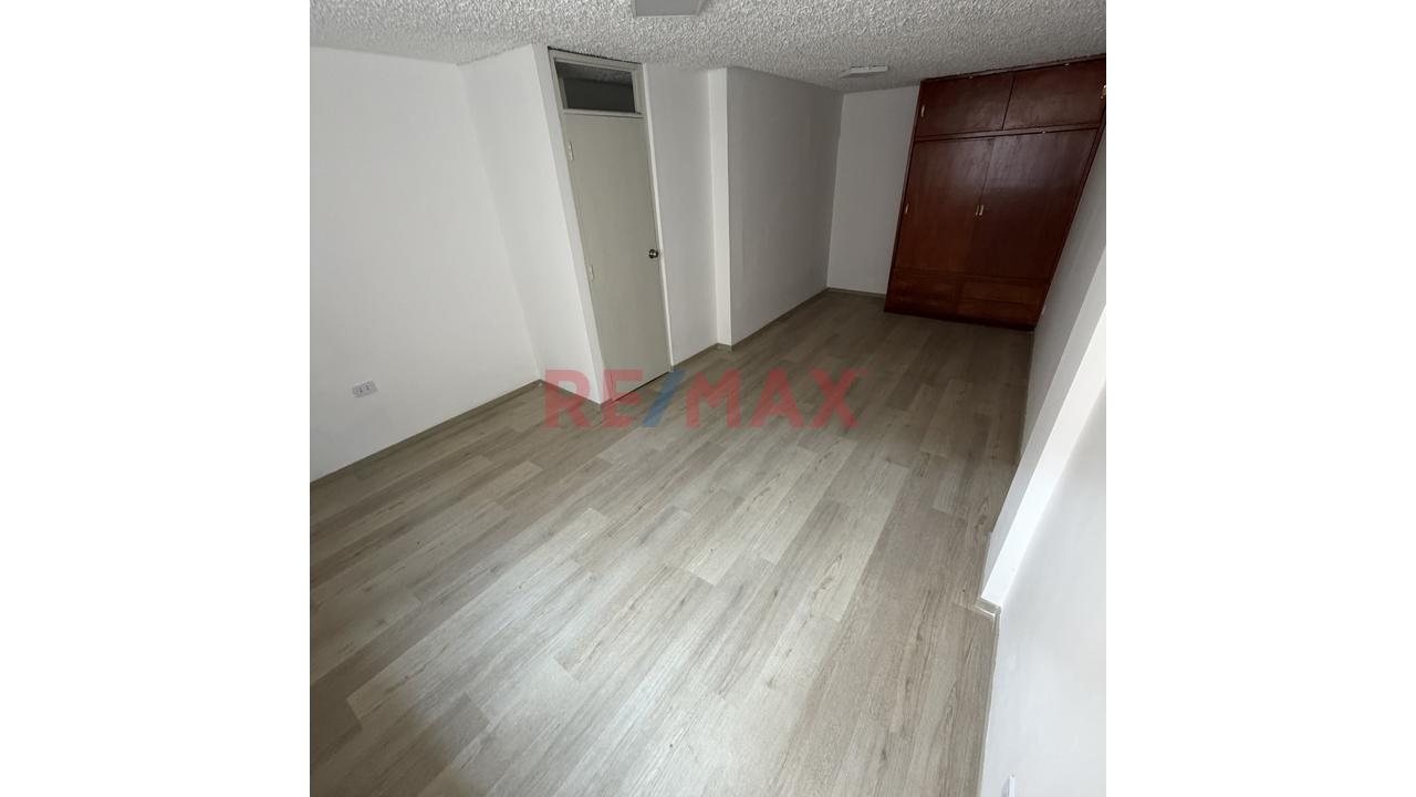 Vendo Casa En Jose Luis Bustamante Y Rivero - 15
