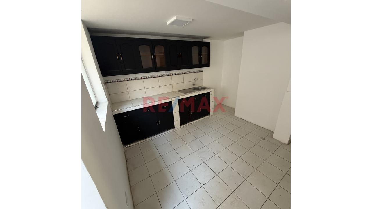 Vendo Casa En Jose Luis Bustamante Y Rivero - 13