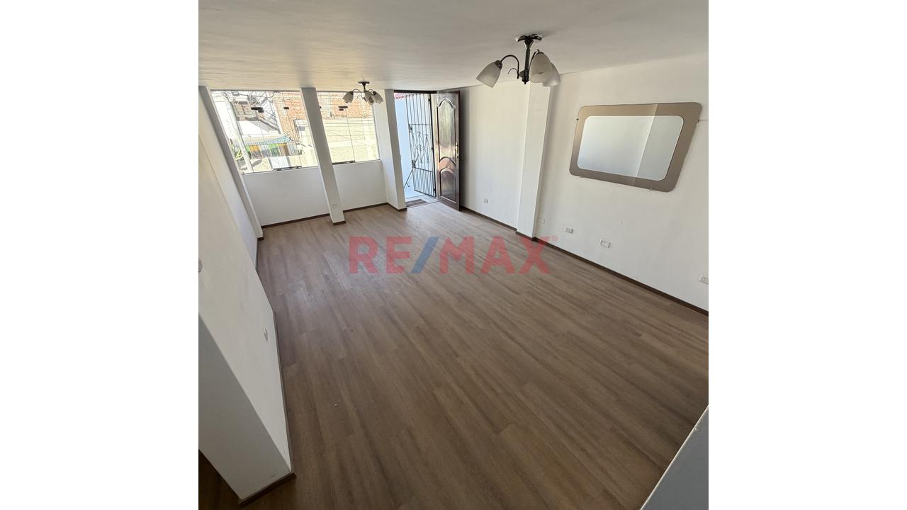 Vendo Casa En Jose Luis Bustamante Y Rivero - 2