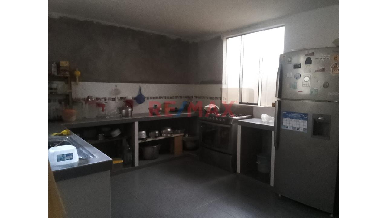Compra Casa Como Terreno En Monte Carmelo- Chorrillos / Cerca Al Cultural Lima — foto 11