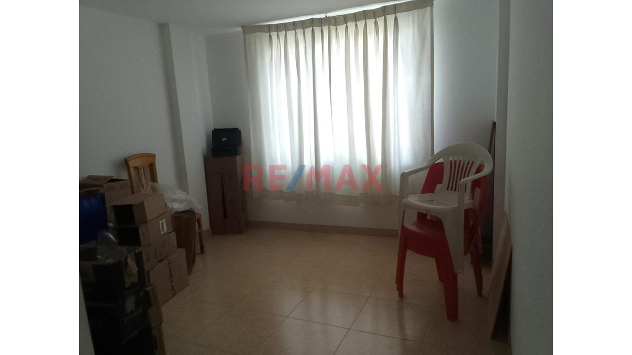 Compra Casa Como Terreno En Monte Carmelo- Chorrillos / Cerca Al Cultural Lima — foto 8