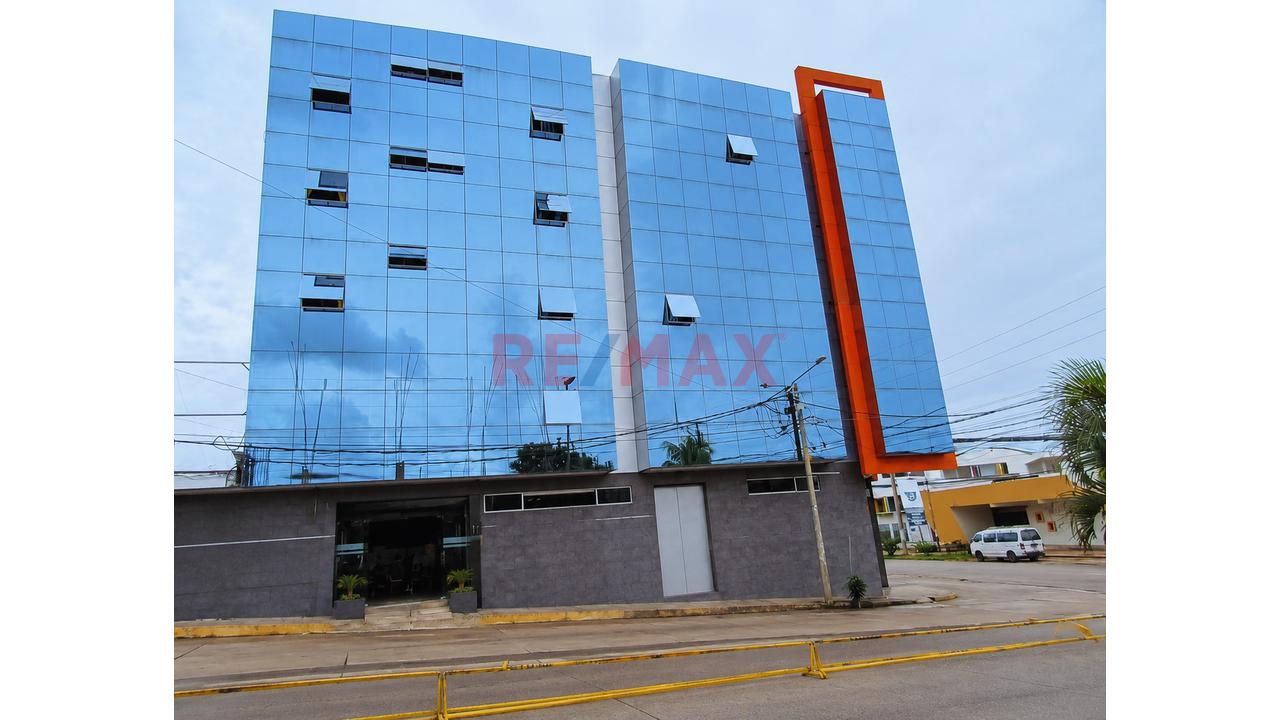 Venta De Prestigioso Hotel En Pleno Centro De Tarapoto Y En Zona Altamente Comercial - 2