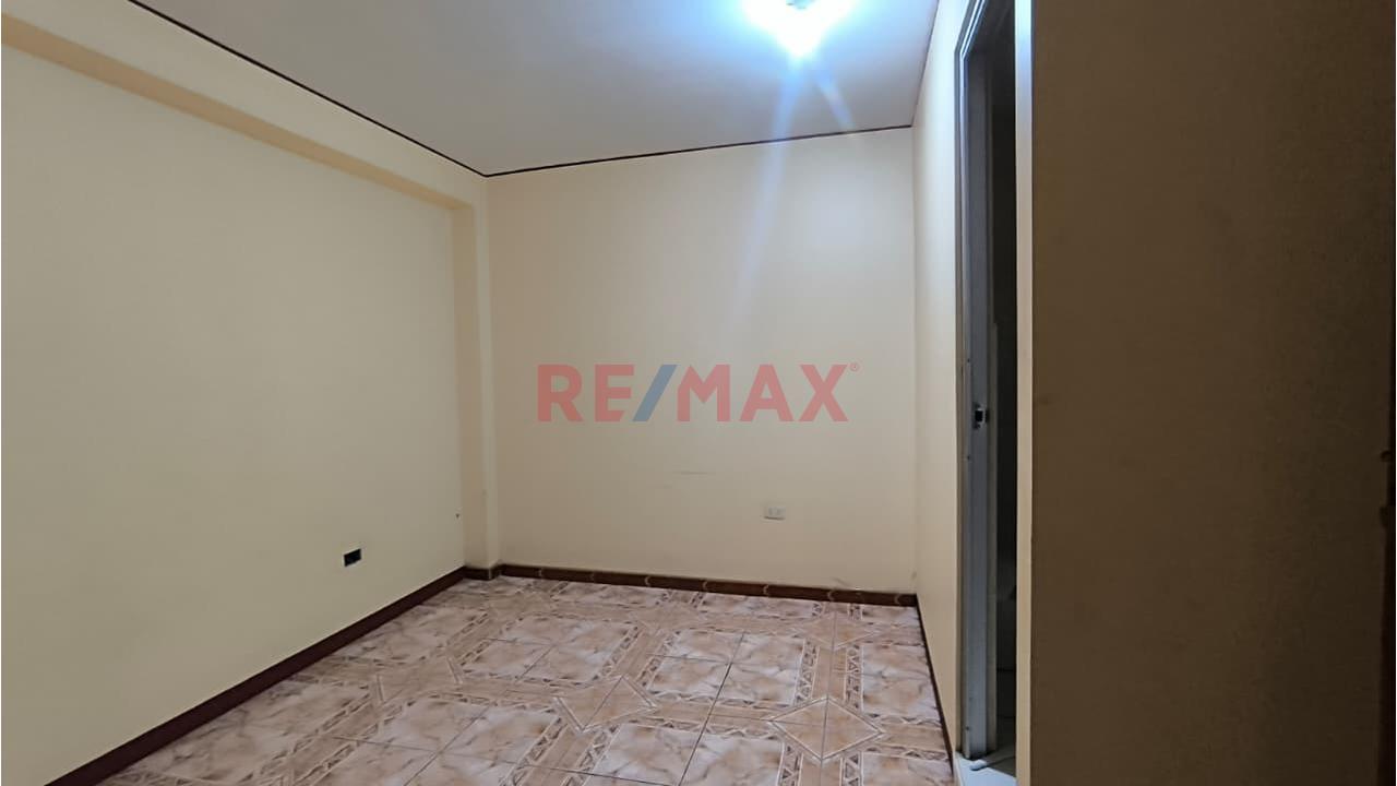 🏨 Hospedaje + Vivienda En Palao San Martín De Porres — foto 3