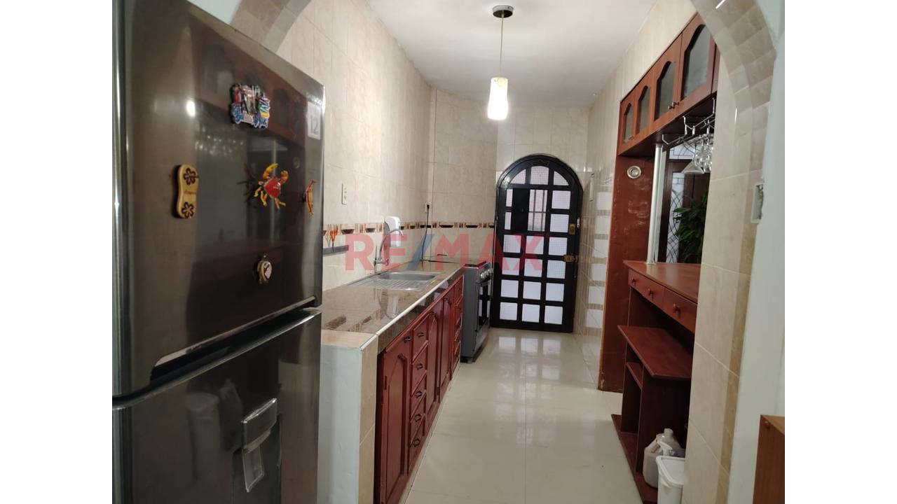 Departamento Y Local Comercial En Venta Lambayeque - 5