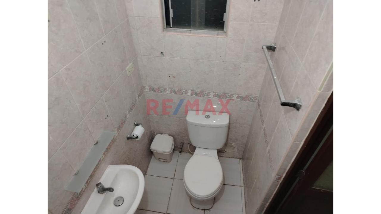 Departamento Y Local Comercial En Venta Lambayeque - 11