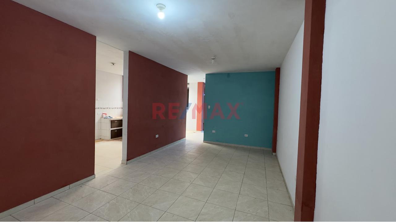 Venta De Casa Frente A Parque En La Urb Milagro De Dios Jlo — foto 4