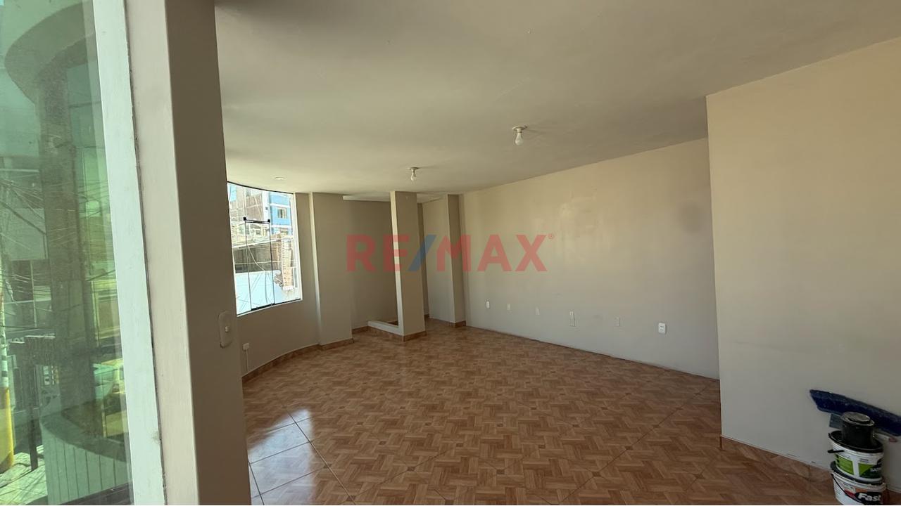 Alquiler De Oficina En El Centro De Chiclayo 2Do Piso - 4