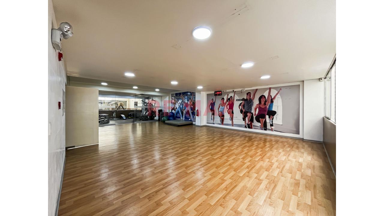 Alquiler De Departamento En Lince — foto 4