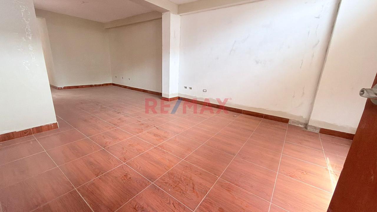 🏡 ¡Casa En Carabayllo Con Local Y Departamento Frente A Parque – Ideal Para Vivir Y Emprender! — foto 6