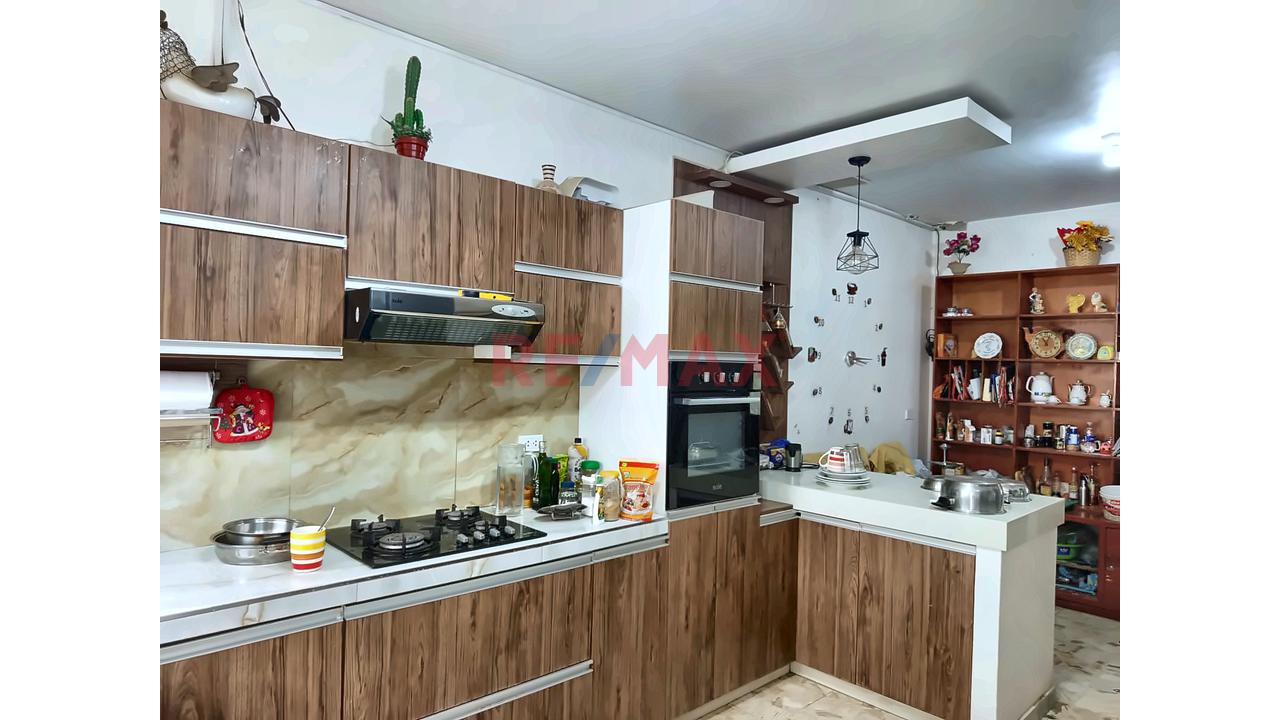 🚀Alquilo Casa En Urbanizacion El Chilcal A Una Cuadra De Avenida Grau!!👀 Ideal Para Empresas O Instituciones Públicas O Privadas✔ - 12