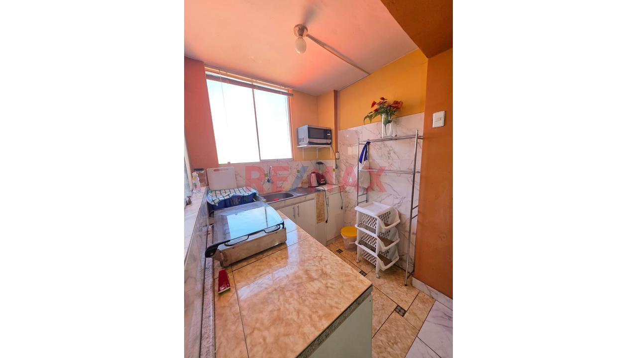 Minidepartamento En Alquiler Urb. La Florida - 7