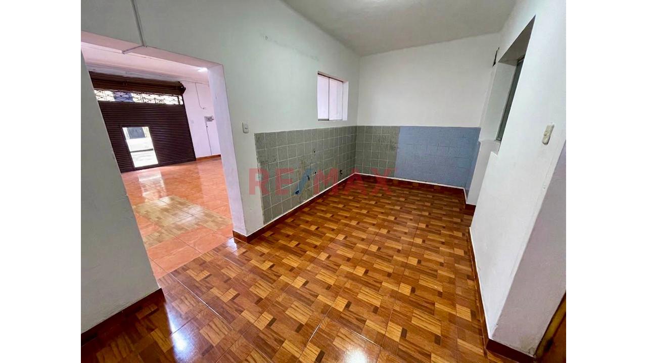 ¡Alquiler De Local Comercial En Primer Piso – Breña! - 3