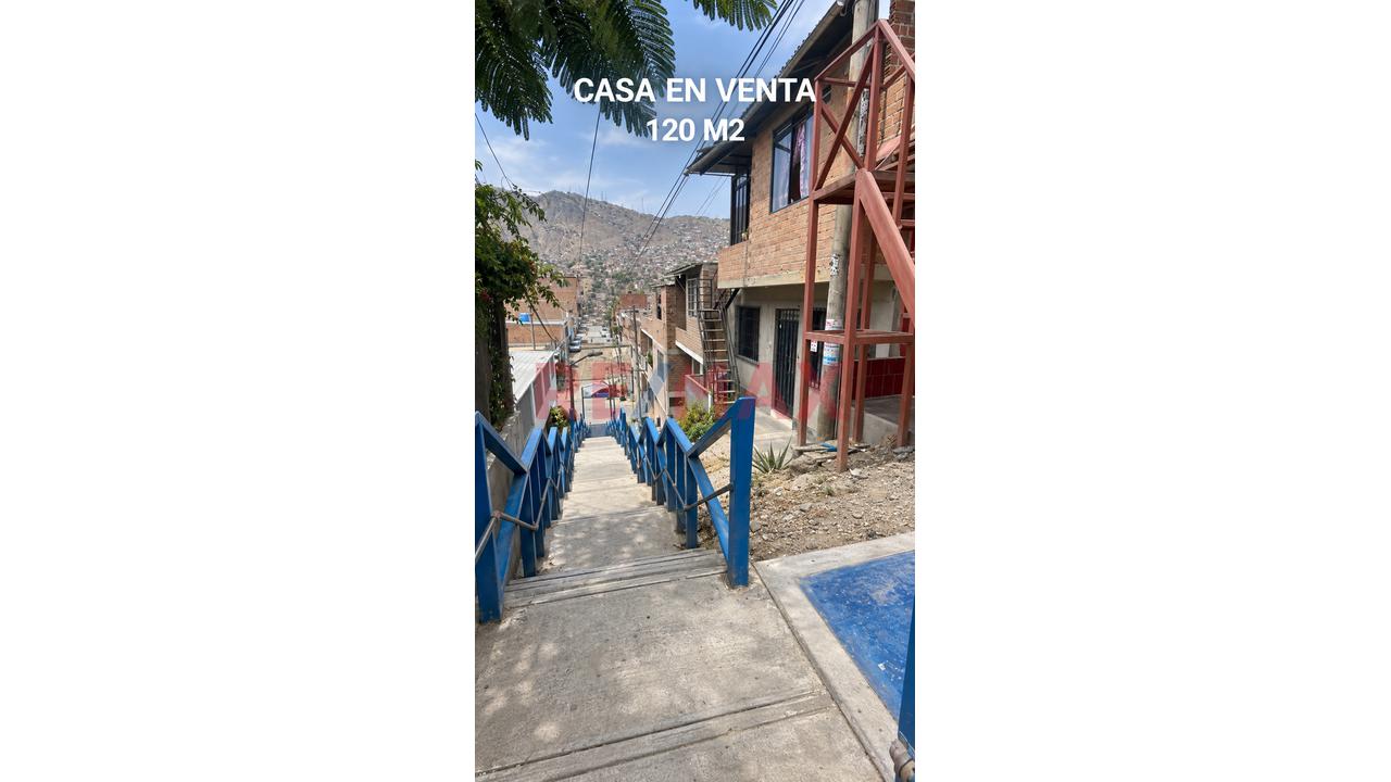 Venta De Casa De 2 Pisos En Sjl Corazon De Jesus — foto 2
