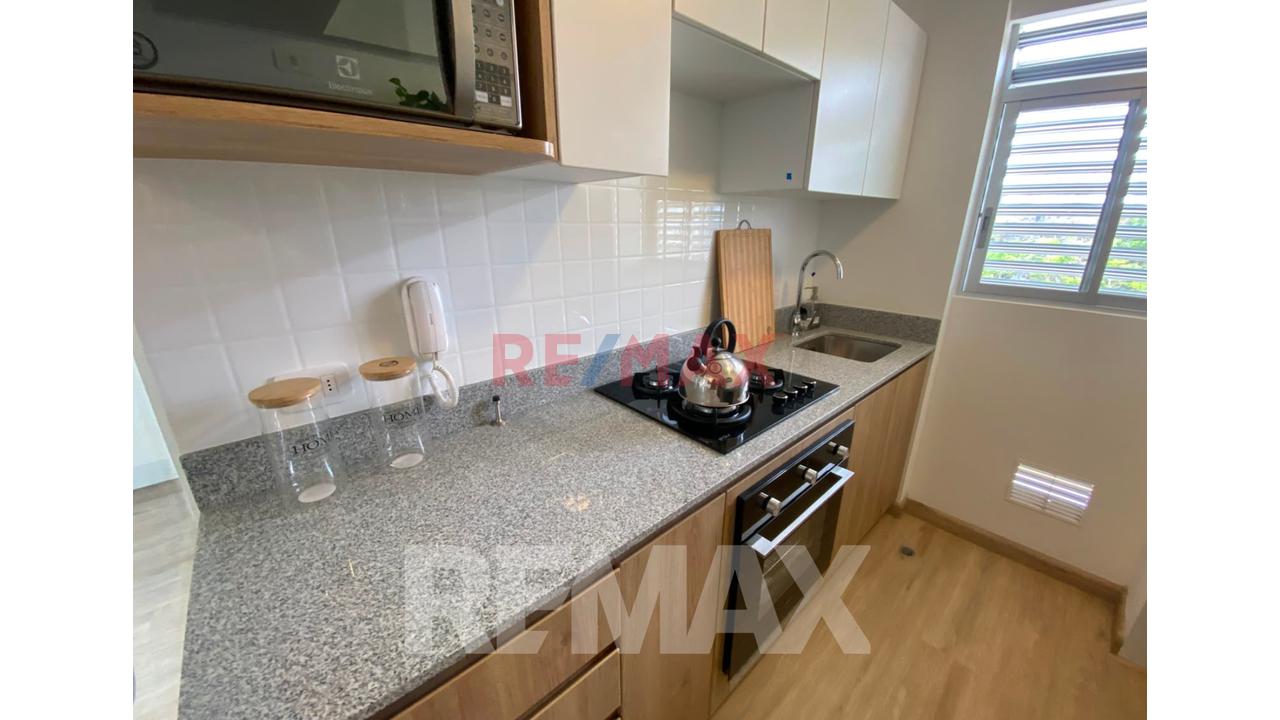Venta De Departamento De Estreno Frente A Parque En El Distrito De San Miguel — foto 15