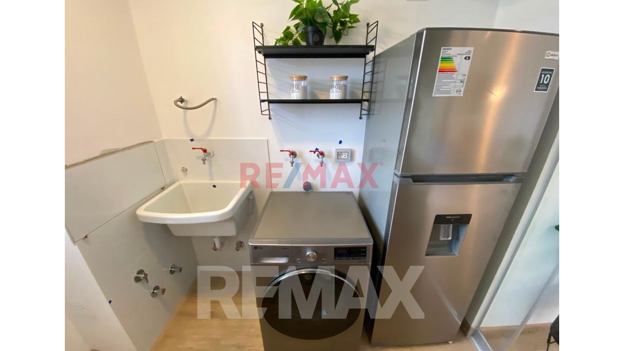 Venta De Departamento De Estreno Frente A Parque En El Distrito De San Miguel — foto 14