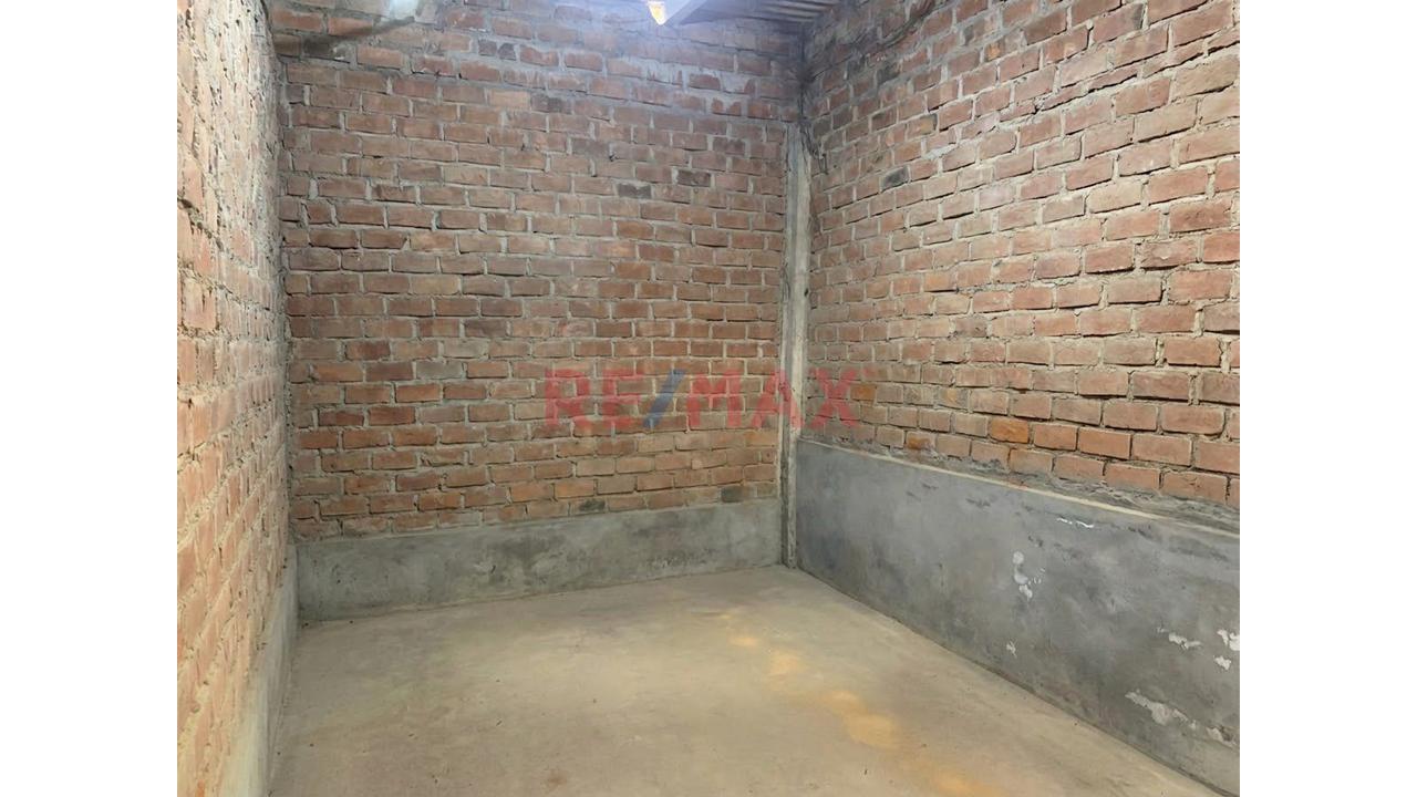 🏡 Oportunidad De Inversion: Casa Como Terreno De 120 M² En Pachacutec ✨ — foto 8