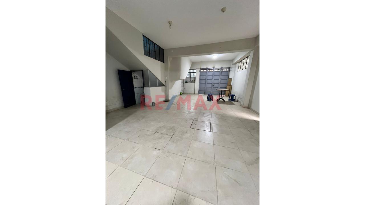 Se Alquila Local Comercial En Av El Muro Cerca De La Av Central San Juan De Lurigancho — foto 5