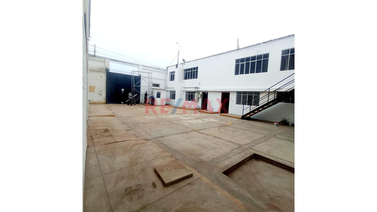Se Alquila Local De 1150 Mts2 En Villa Marina. Chorrillos - 11