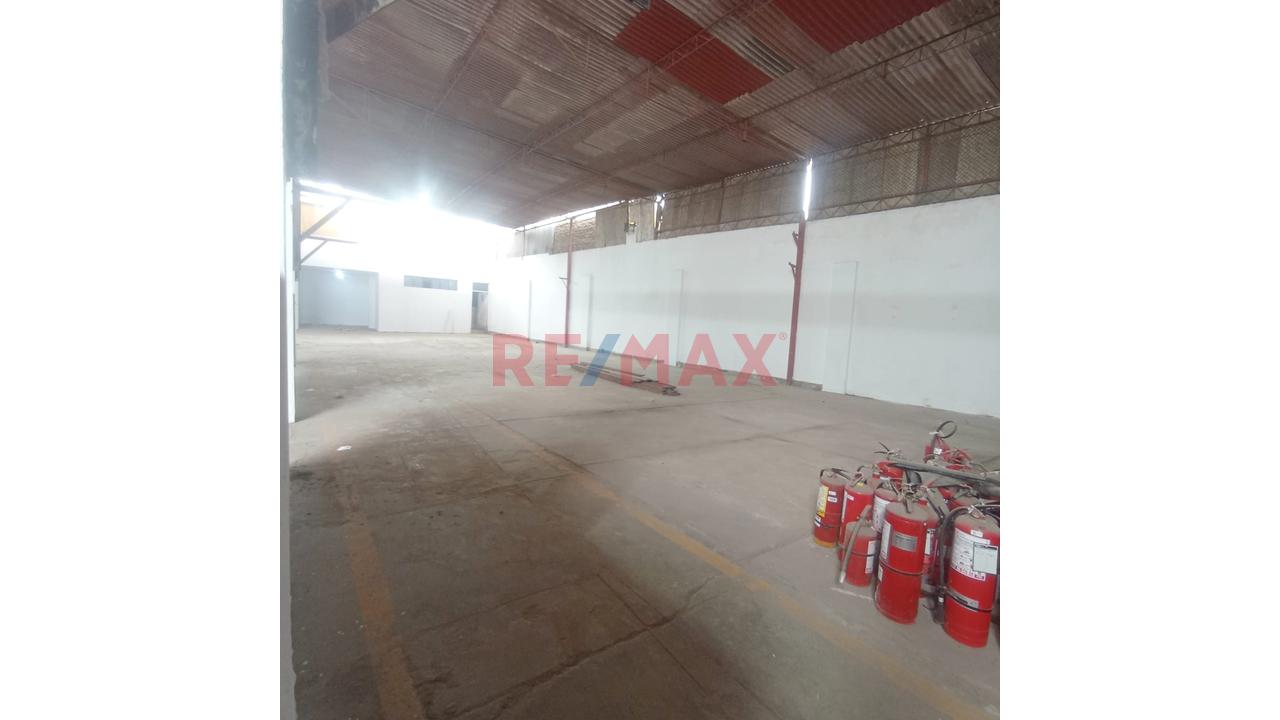 Se Alquila Local De 1150 Mts2 En Villa Marina. Chorrillos - 4