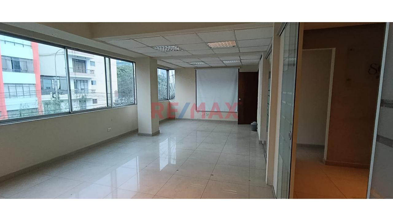Alquiler De Oficina En Av Arenales Jesus Maria - 1