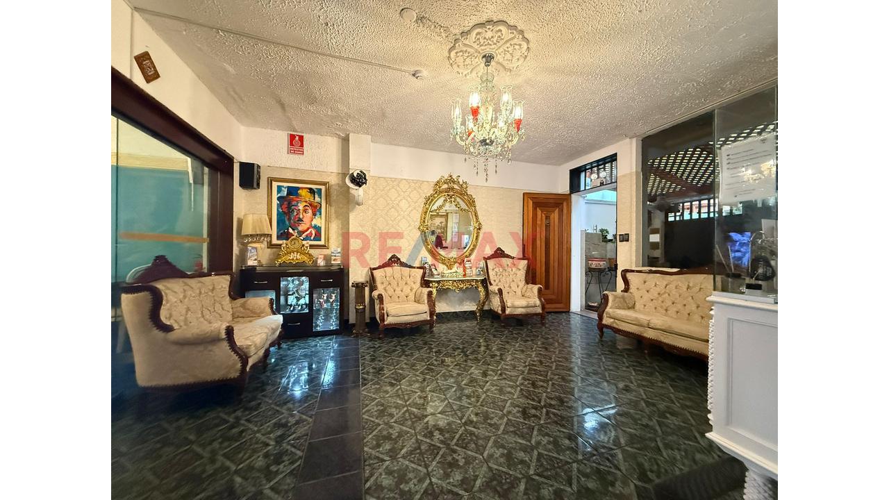Venta De Hotel / Amoblado