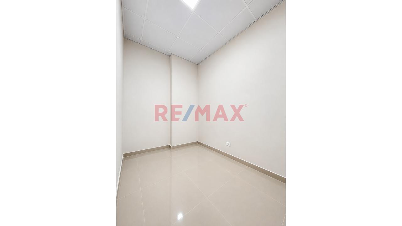 🏢✨ ¡Alquiler De Amplia Oficina Corporativa (105 M²)! ✨🏢 - 4