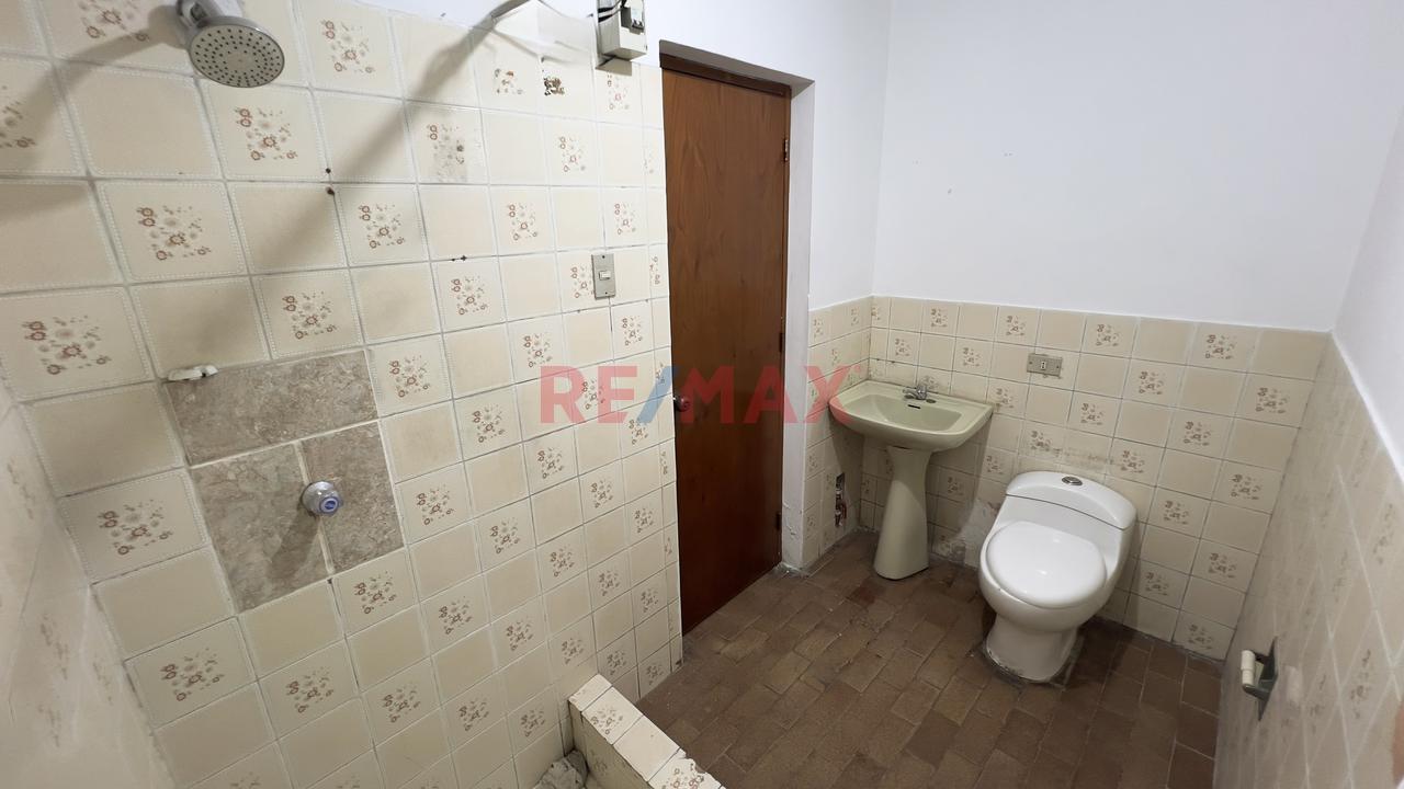 Amplia Casa En Venta - Urbanizacion Ceres 2Da Etapa — foto 8