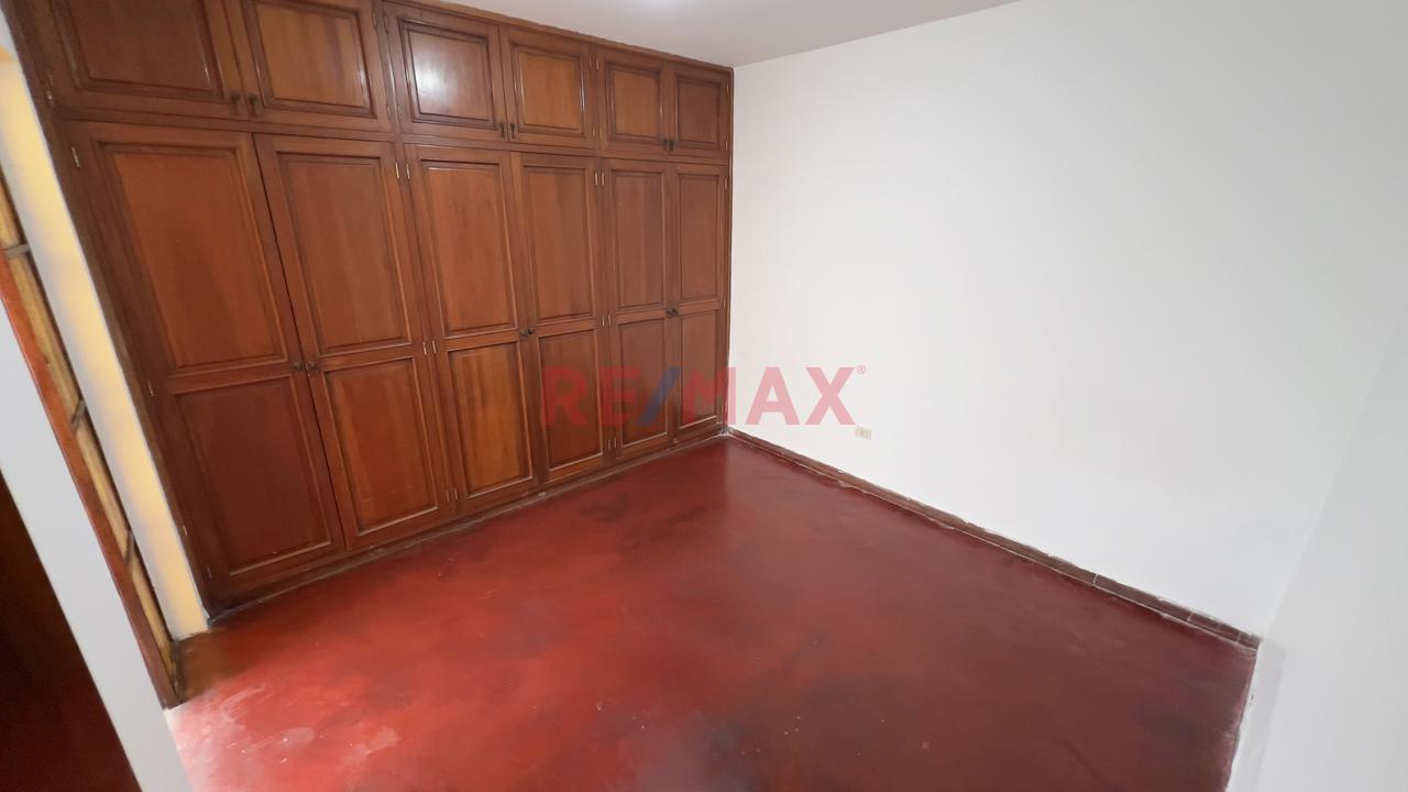 Amplia Casa En Venta - Urbanizacion Ceres 2Da Etapa — foto 9