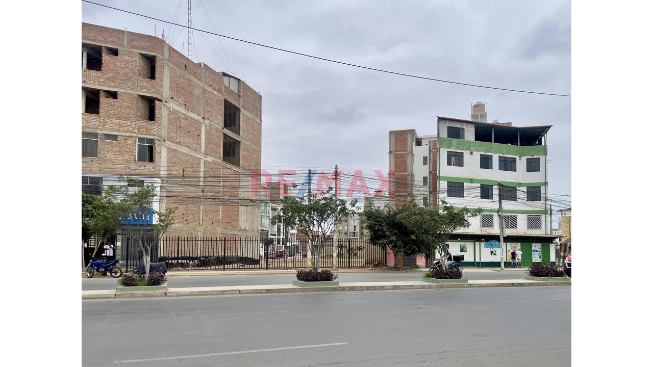Terreno En Av Tomis Stack Urb Las Viñas — foto 2
