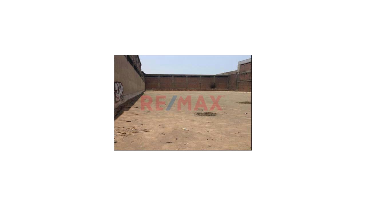 Venta Terreno Urbano  1000 M2 – Ubicación Estratégica En San Juan De Lurigancho - 2
