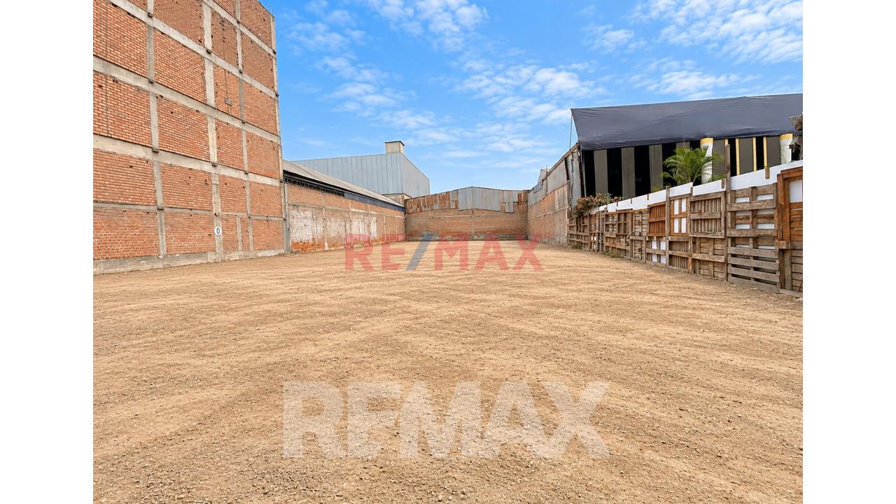 Terreno De 1,000 M² Para Inversión – Canto Grande Sjl - 2