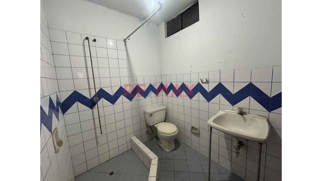 Invierte En Tu Próximo Proyecto 100 M2 - Departamento En Puente Piedra - 5