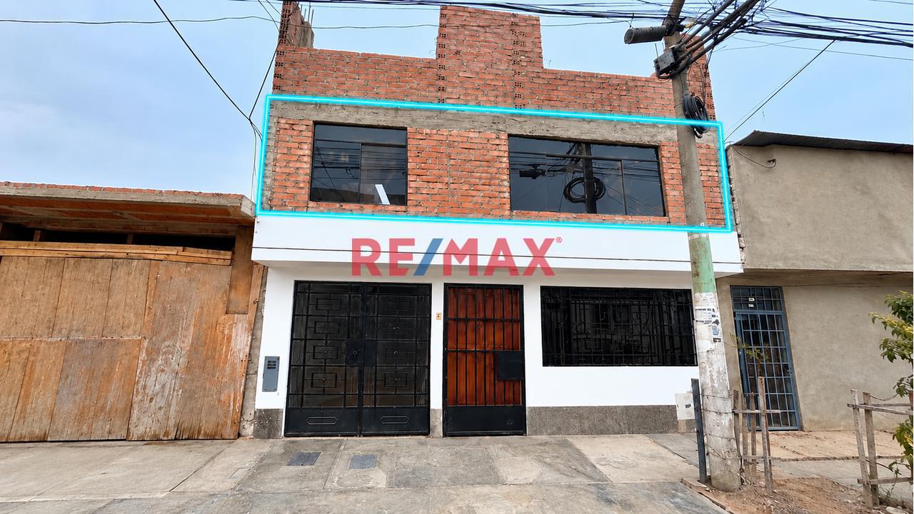 Invierte En Tu Próximo Proyecto 100 M2 - Departamento En Puente Piedra - 1