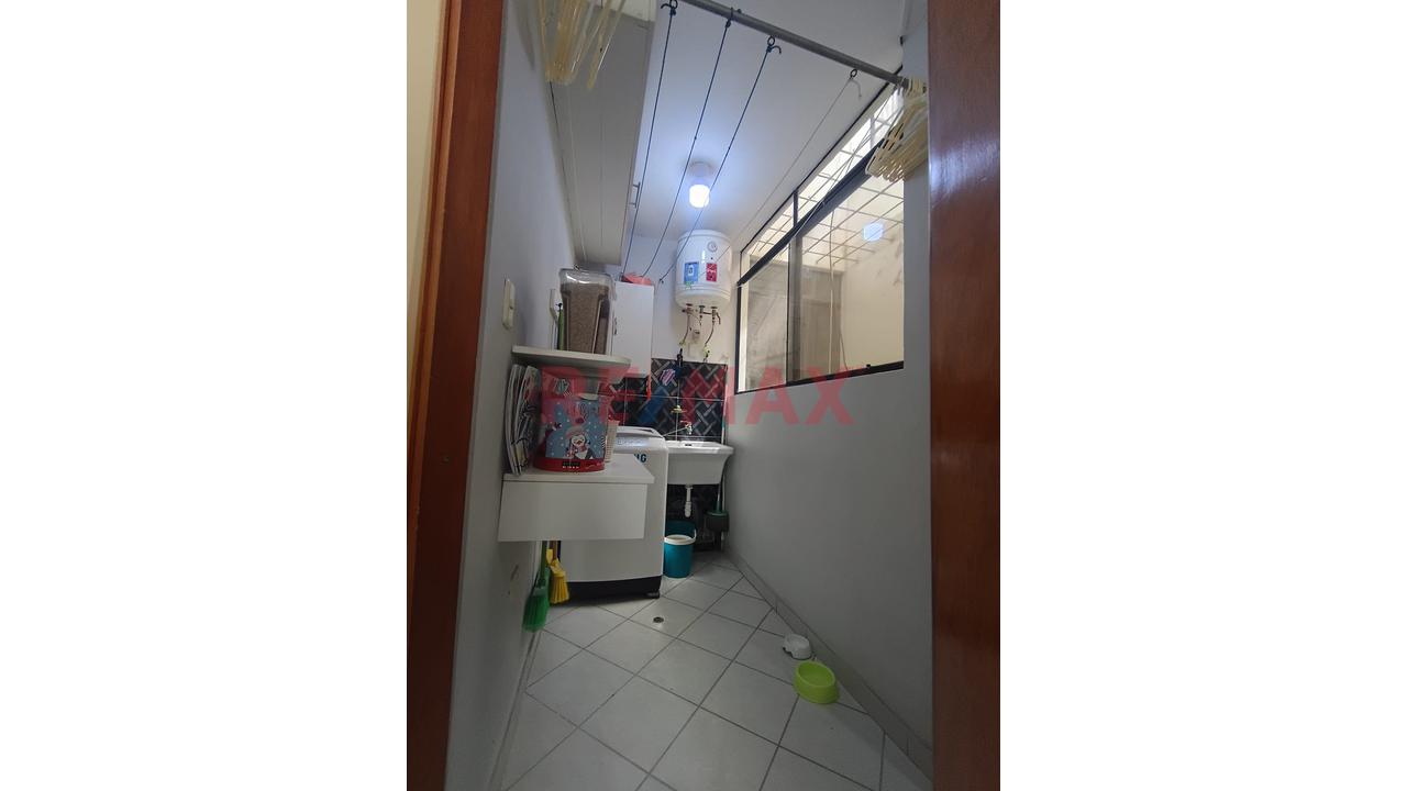 Venta De Departamento En Miraflores - Castilla - 7