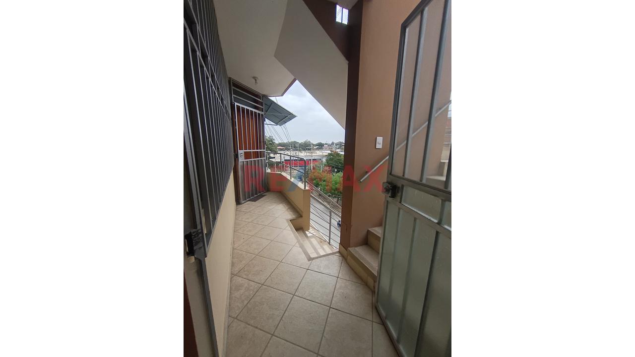 Venta De Departamento En Miraflores - Castilla - 8