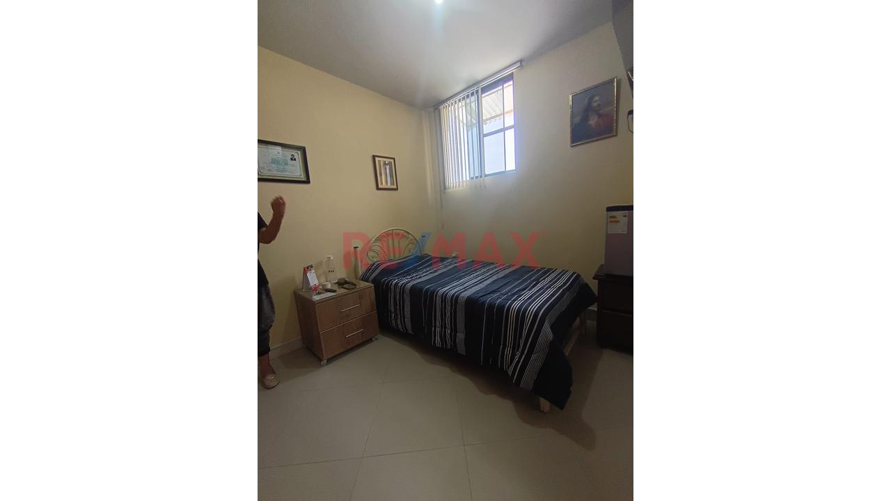 Venta De Departamento En Miraflores - Castilla - 19