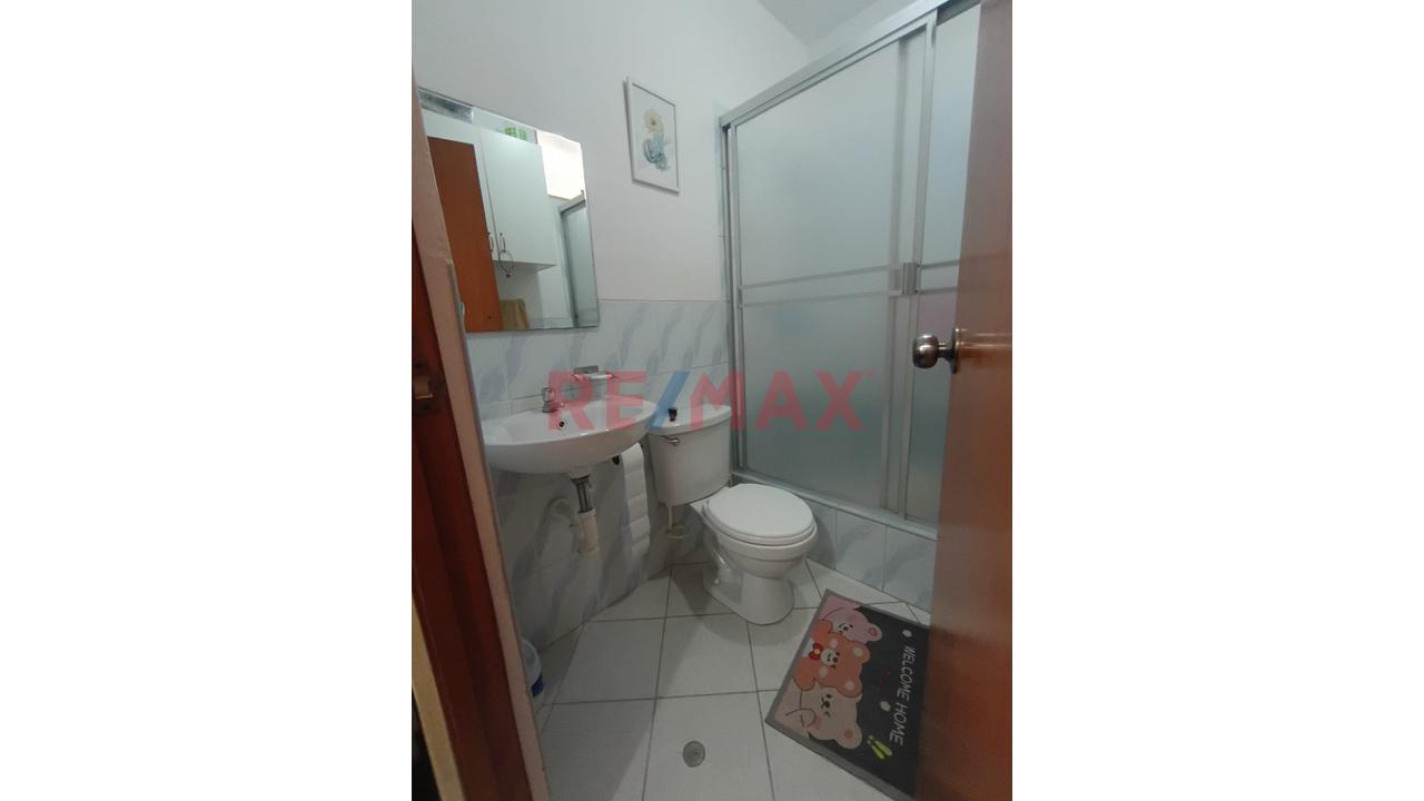 Venta De Departamento En Miraflores - Castilla - 16