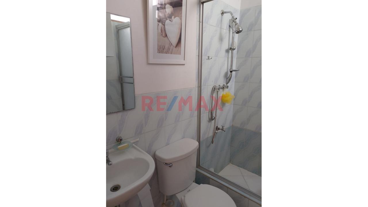 Venta De Departamento En Miraflores - Castilla - 13