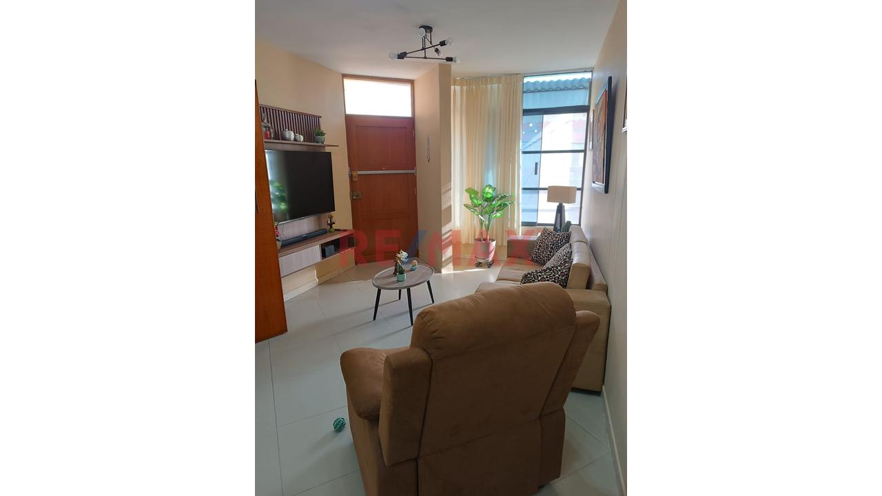 Venta De Departamento En Miraflores - Castilla - 18