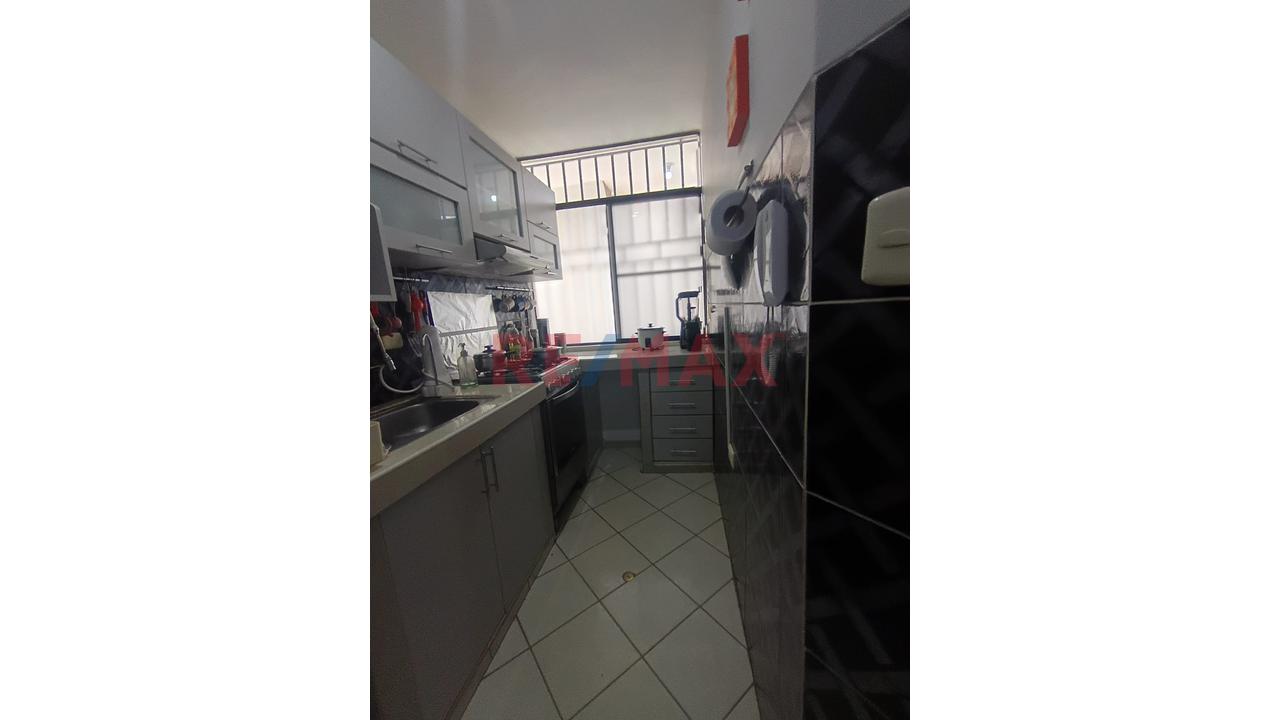 Venta De Departamento En Miraflores - Castilla - 20