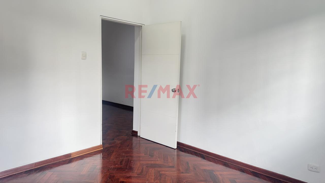 Se Alquila Local Comercial Primer Piso En Esquina En Miraflores – 155.40 M² Y 2 Cocheras - 5