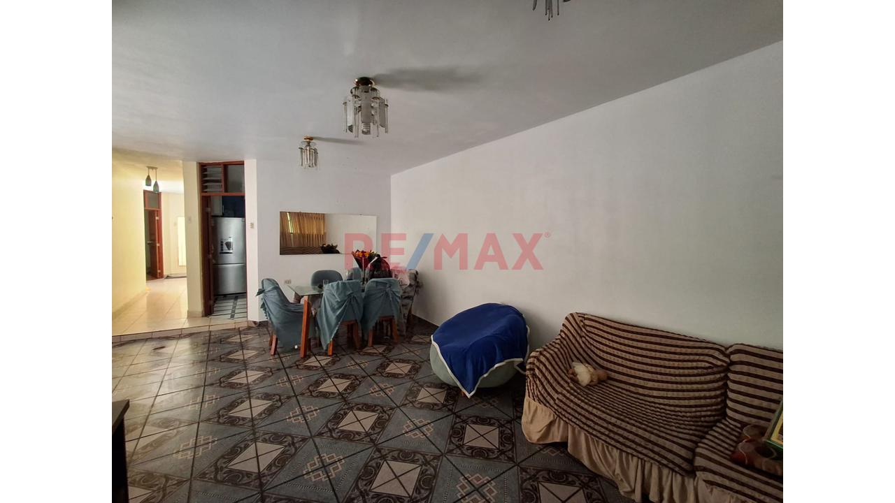 Venta Departamento En 1Er Piso Con Cochera En Urb Coopip Distrito San Martín De Porras — foto 5