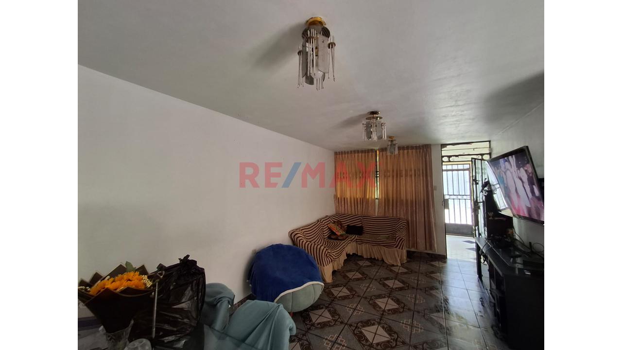 Venta Departamento En 1Er Piso Con Cochera En Urb Coopip Distrito San Martín De Porras — foto 6