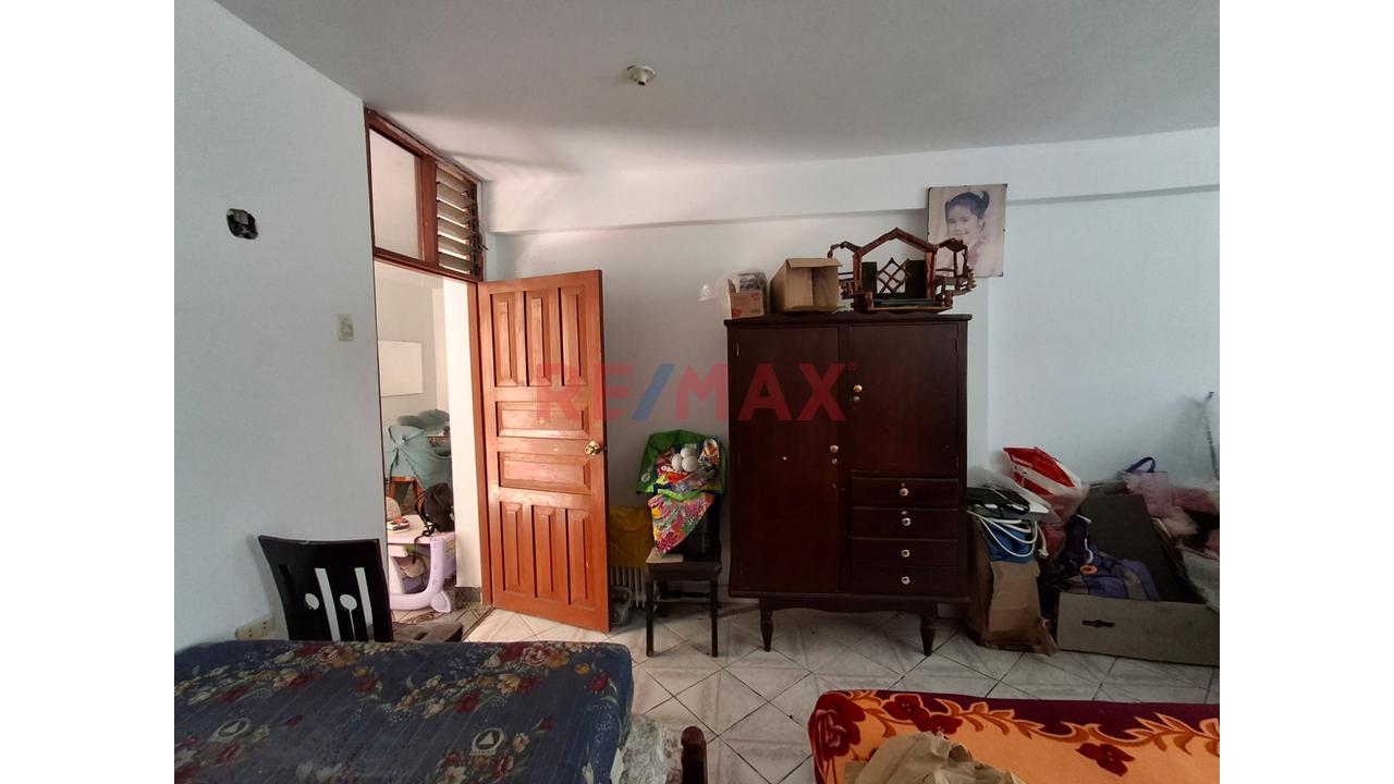 Venta Departamento En 1Er Piso Con Cochera En Urb Coopip Distrito San Martín De Porras — foto 11