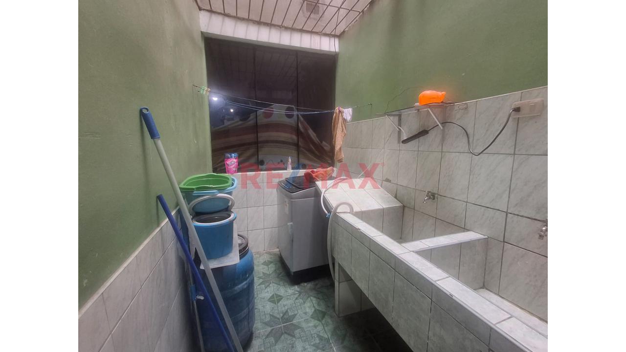 Venta Departamento En 1Er Piso Con Cochera En Urb Coopip Distrito San Martín De Porras — foto 14